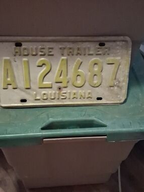 Vintage Louisiana Trailer License Plate in White and Yellow